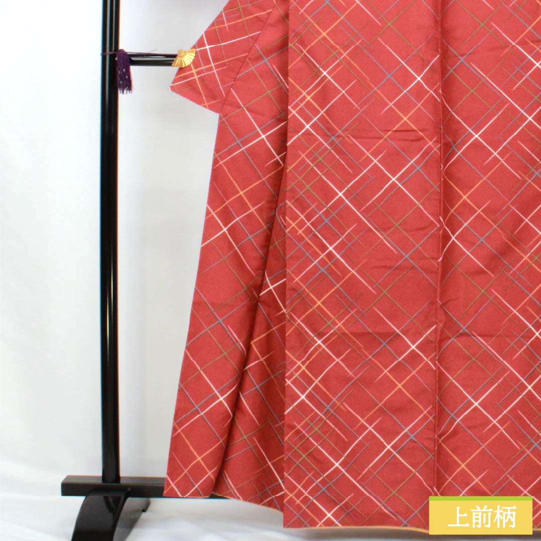 小紋 ポリエステル Aランク 身丈160.5cm 裄丈67.5cm 袷 紅絹色(もみいろ) 斜め格子 洗える着物 赤系 1115007473412