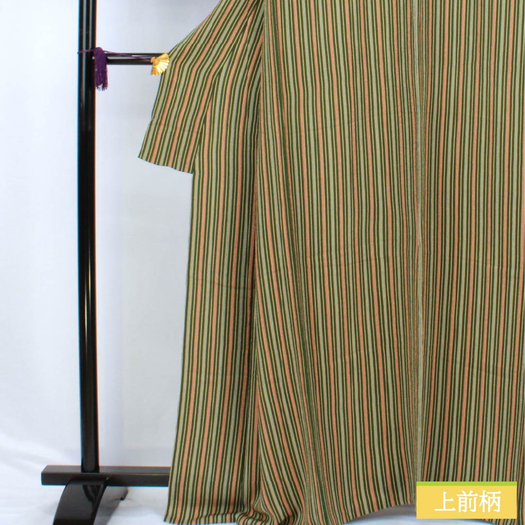 小紋 正絹 Sランク 身丈166cm 裄丈66.5cm 単衣 織部色(おりべいろ) 縞 ちりめん地 緑系 1115006742519