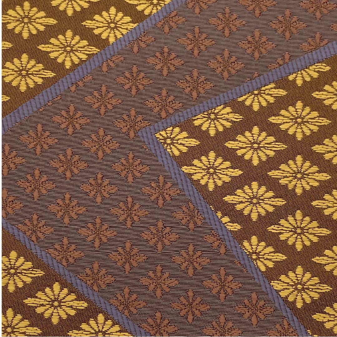【未仕立】半幅帯 ポリエステル Sランク 羊羹色(ようかんいろ) 菊菱文 帯丈400cm 茶系 1125001772414