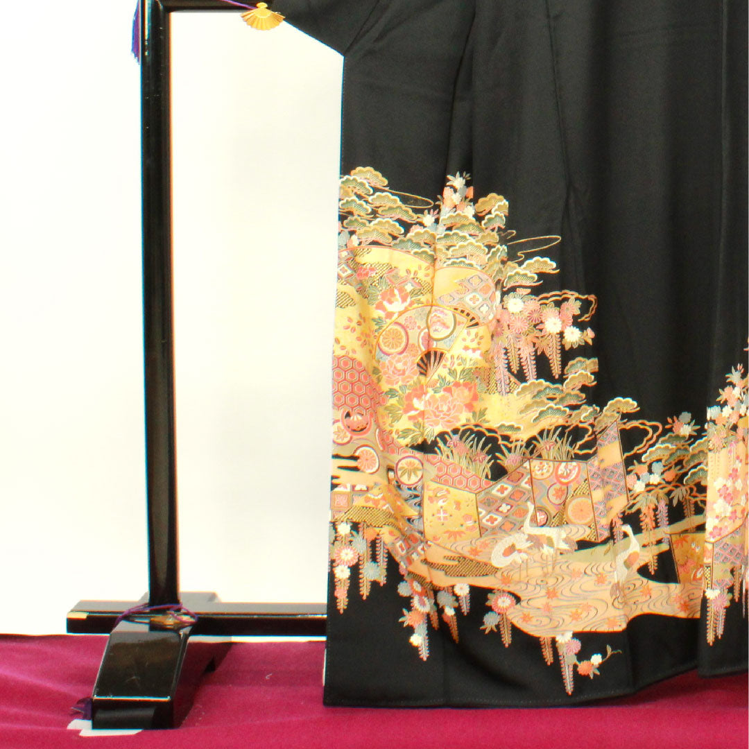 黒留袖 身丈164.5cm 裄丈63cm 袷 京友禅 吉祥文様 九枚笹 正絹 Sランク 五つ紋 黒系 1111000612410