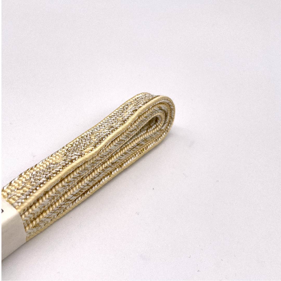 (New old stock) Obijime (belt tying) Pure silk, quarter-length cord, Mitsudasouiro (Mitsudasou-iro), Goshima cord, Edo braid cord, metallic thread used, length approx. 162cm, width approx. 1.5cm, semi-formal, S rank, cream color, 1135002752315