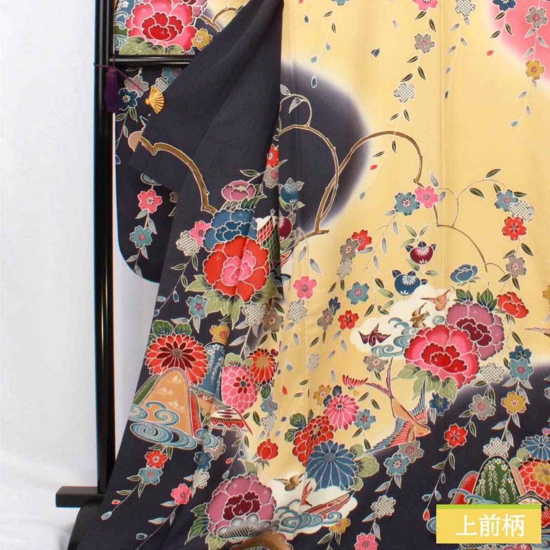 振袖 正絹 Aランク 身丈176.5cm 裄丈66cm 袷 薄柑子色(うすこうじいろ) 京紅型 吉祥文様 桜 牡丹 橙系 1113002343826