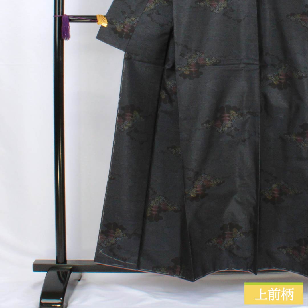 Silk Tsumugi Kimono, S-Rank, Length 158cm, Sleeve Length 62cm, Oshima Tsumugi, Double Kasuri Pattern, Cloud Pattern, Landscape Design, Lined, Black, 1116004052310