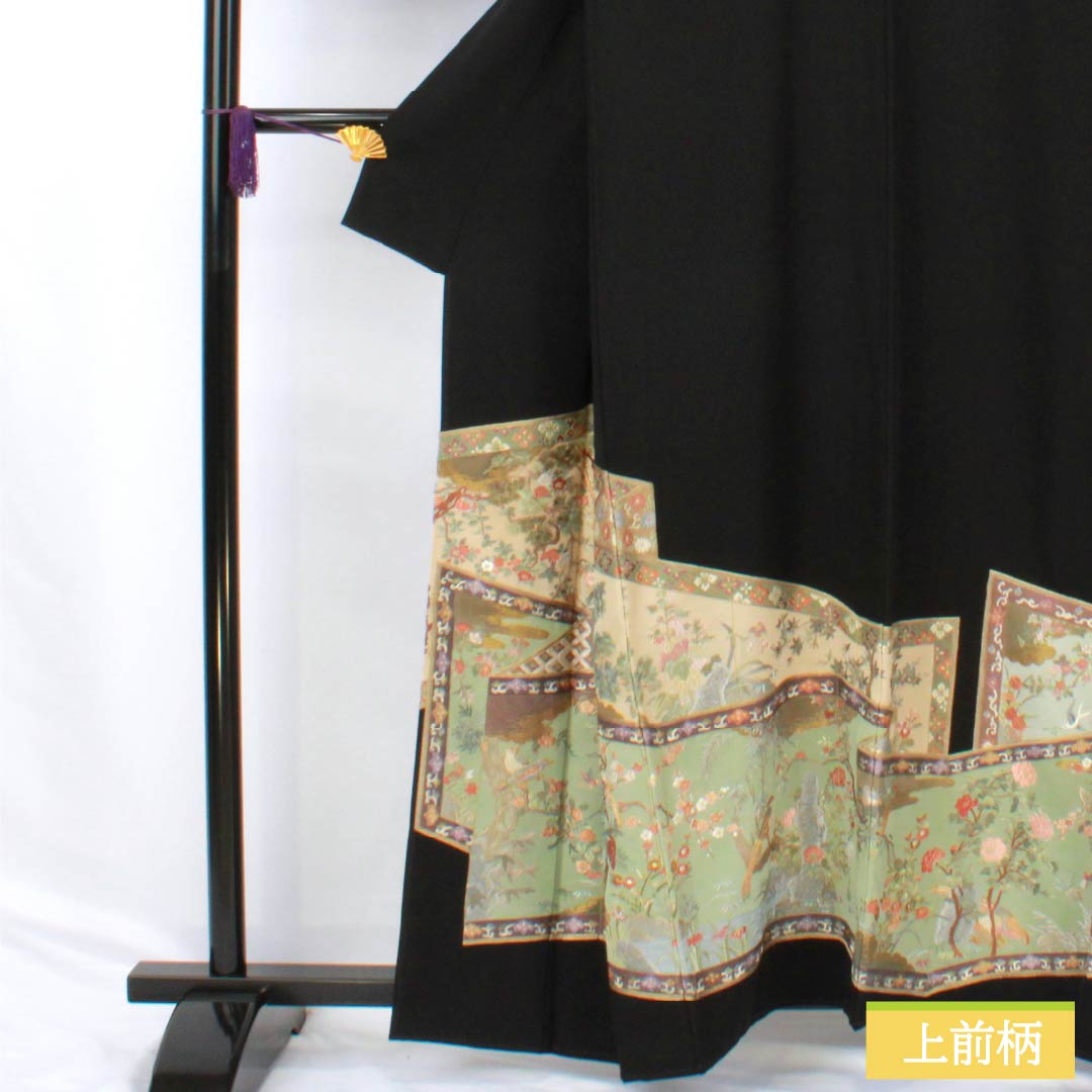 Black formal kimono (tomesode) made of pure silk, S rank, length 158cm, sleeve length 65.5cm, lined, with Suzhou embroidery featuring five crests, including auspicious motifs of quince, pheasant, pine, and plum blossoms. Product code: 1111001782310
