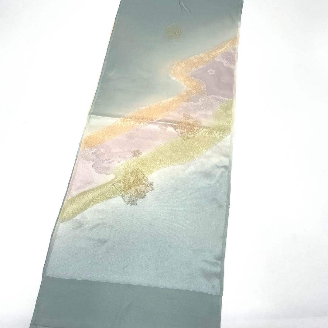 帯揚げ 正絹 Aランク セミフォーマル 薄水色(うすみずいろ) 桜 雲 長さ約180cm 幅約30.5cm 水色系 1136004213924