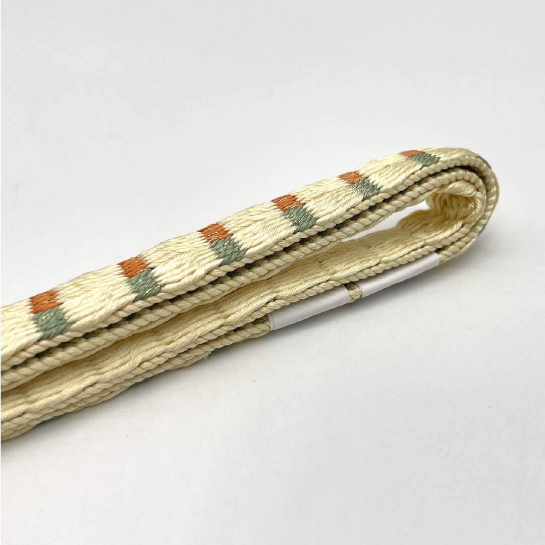 (Like new) Pure silk obijime (sash band) made of Goshima string, light egg-colored (usutamagoiro), hand-woven, classic pattern, approximately 165cm long and 1.4cm wide, semi-formal, cream-colored, product number 1135004881315