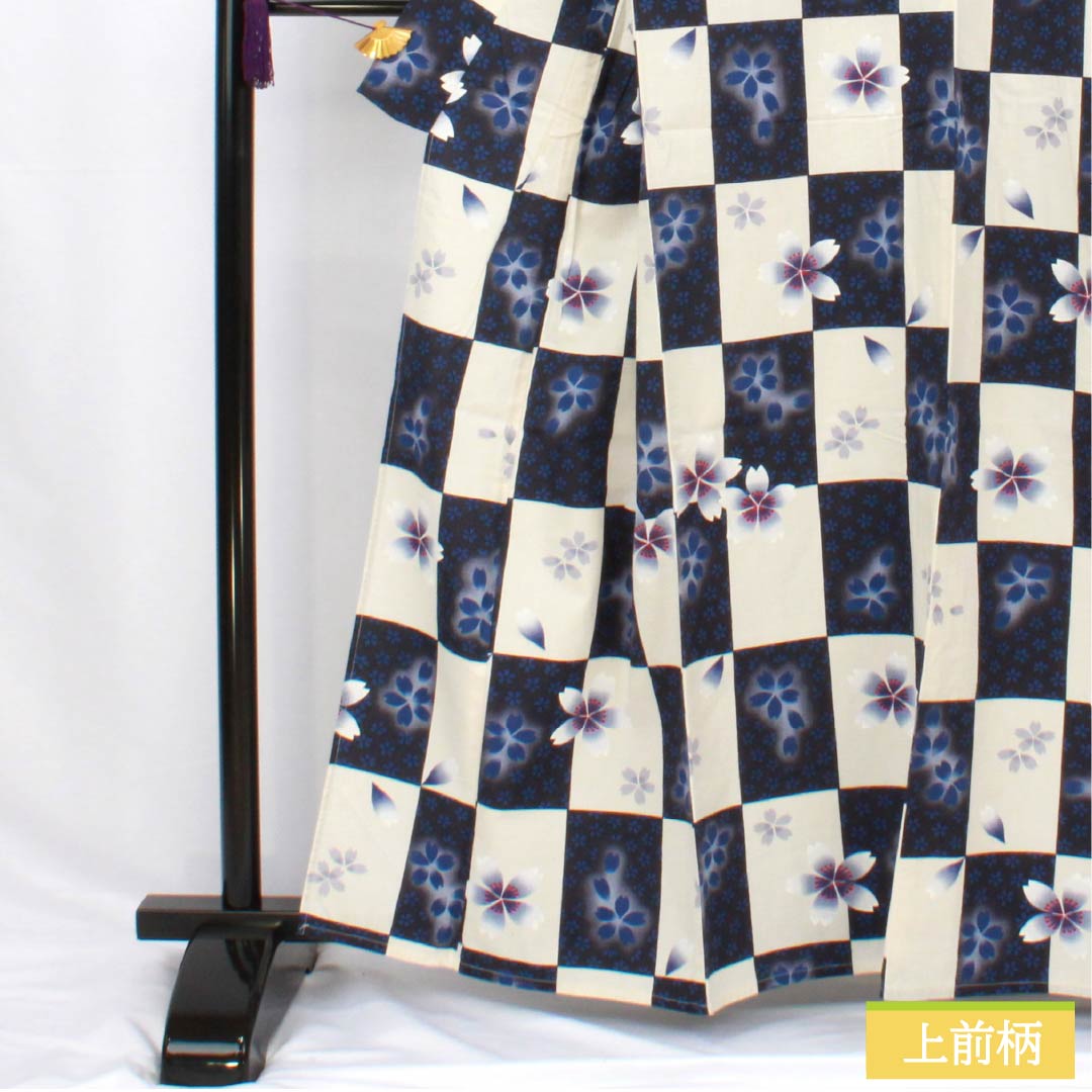 Cotton Yukata, Length 162cm, Sleeve Length 69cm, Rank B, Single-Layer, Gradient, Off-White/Dark Navy, Checkered Pattern, Cherry Blossom Design, Product Number: 1118005994499