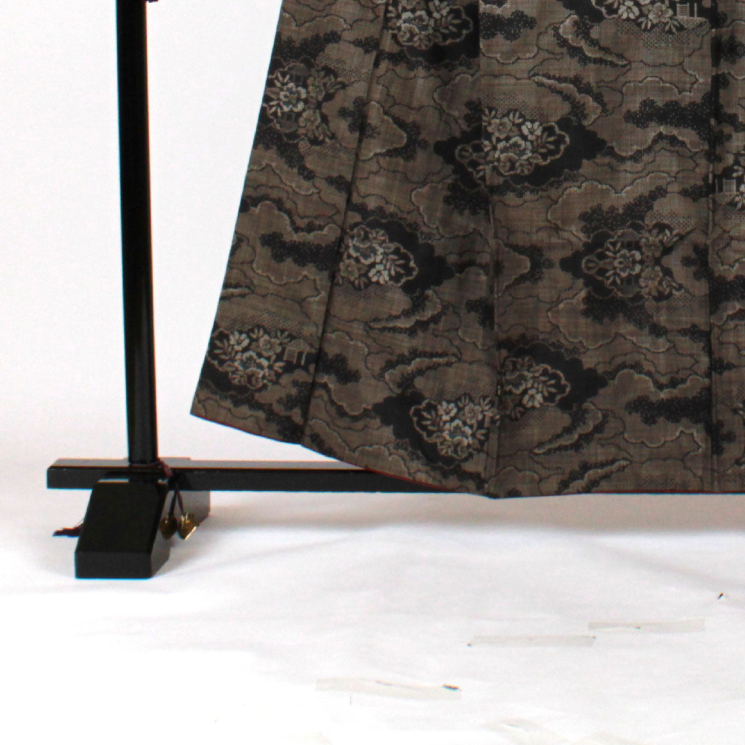 Oshima Tsumugi, Length 159cm, Sleeve length 66cm, Warp and weft kasuri, 9 marks, Clouds and flowers, Pure silk, S rank, Lined, Black, 1116001322310