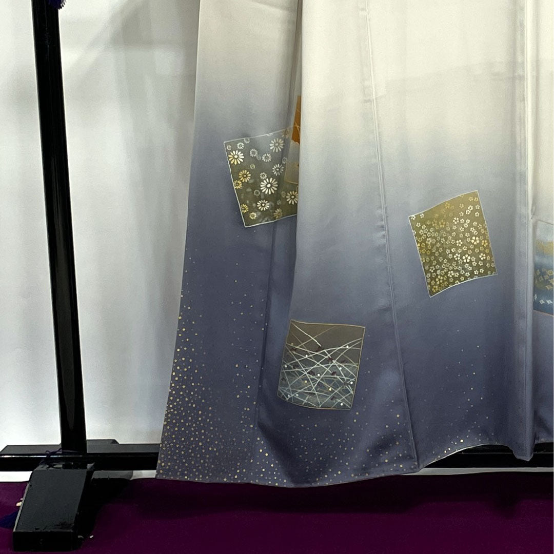 Homongi, lined, length 158cm, sleeve length 66cm, chalk color, Living National Treasure, Fukuda Kiyoshige, Shikishi pattern, embroidery, pure silk, S rank, gray, 1112002022322