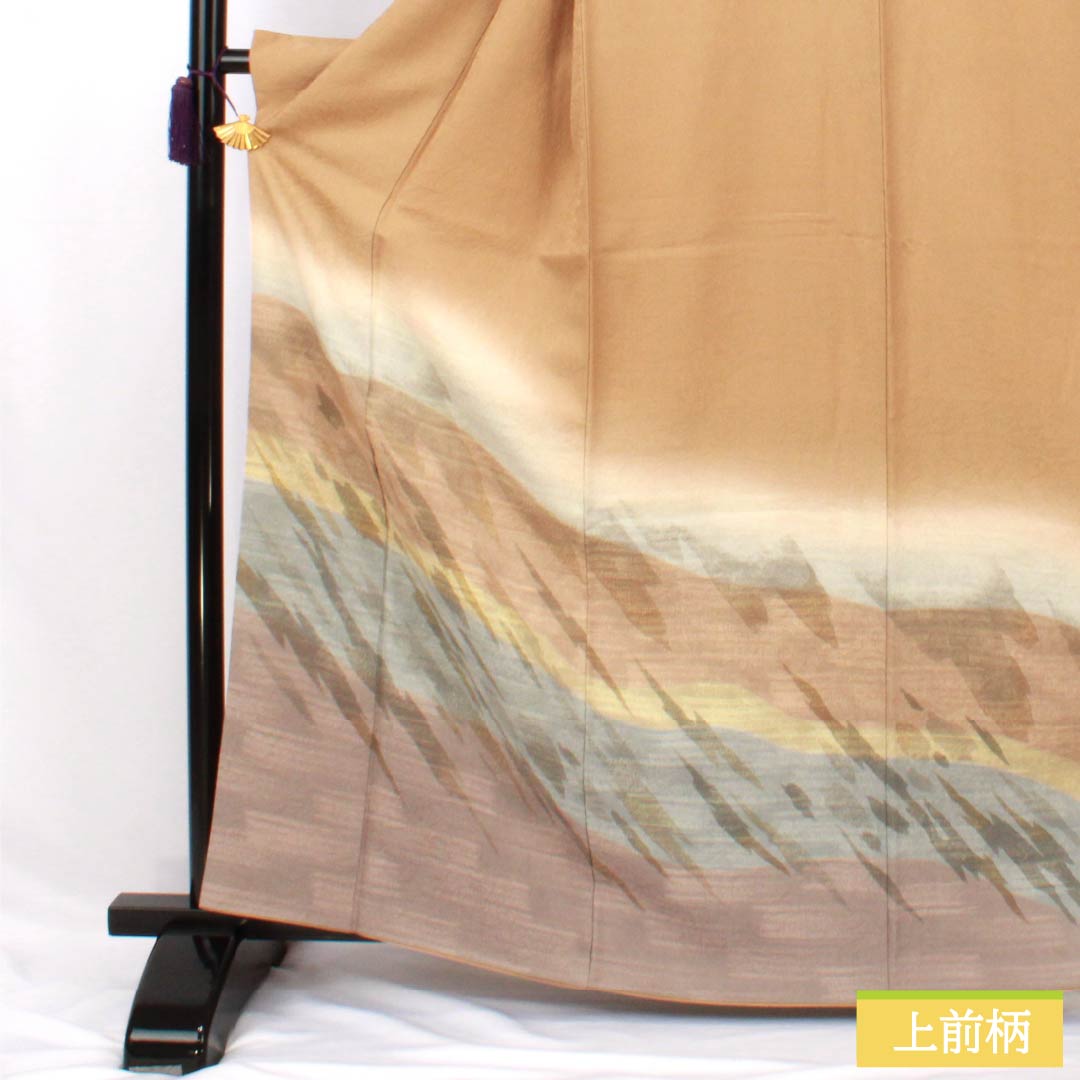 Visiting Kimono, Pure Silk, Grade A, Lined, Length 164.5cm, Sleeve Length 63cm, Light Fallen Leaf Green (Usukuchibaiiro) with Abstract Pattern, Beige, Product Number: 1112007463425