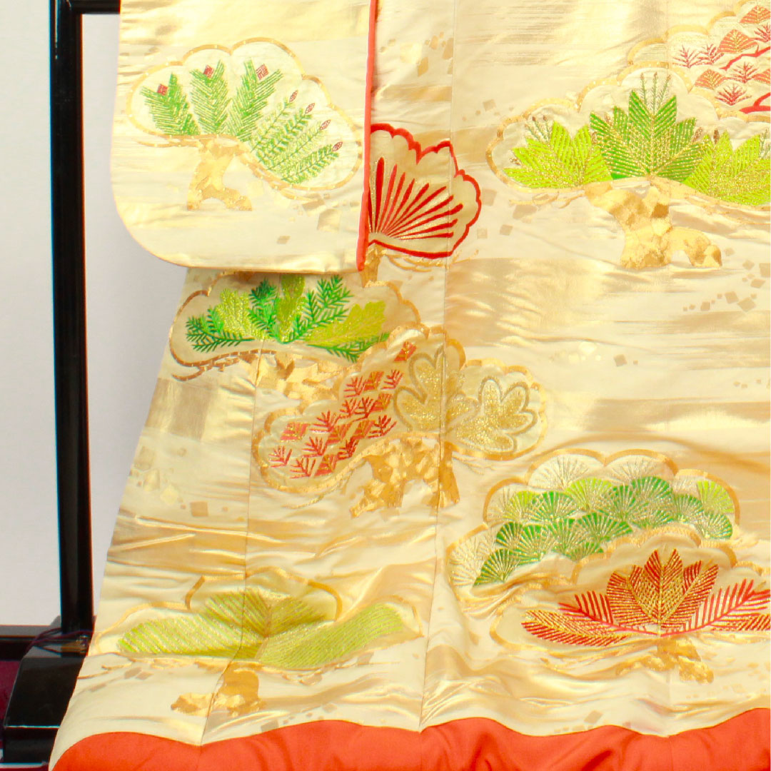 色打掛 身丈184cm 千總 大丸 千歳契松文 金駒刺繡 正絹 Bランク 袷 クリーム系 1110000604915
