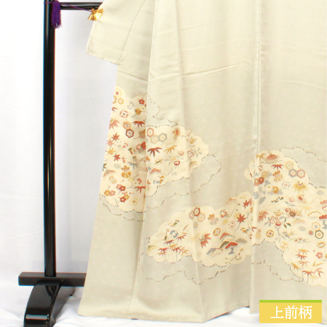 Colored Tomesode, pure silk, length 165.5cm, sleeve length 68cm, lined, Unohanairo (color of Unohana), Kyoto Yuzen, treasure design, pine, bamboo, plum, tachibana, three crests, sword and flower diamond, A rank, gray, 1111001593522