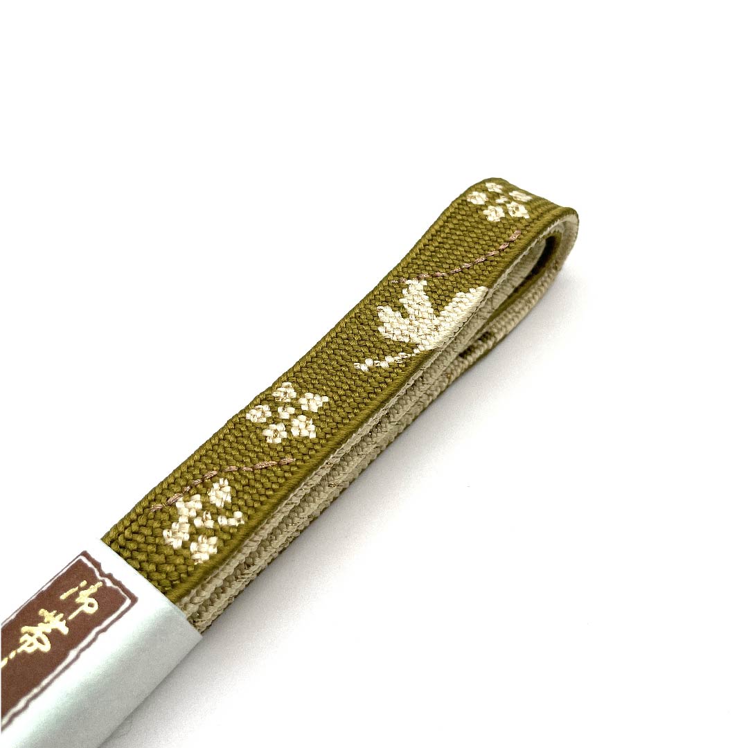(新古品) 帯締め 正絹 四分紐 国防色色(こくぼうしょくいろ) 金属糸使用 新古品 長さ約156cm 幅約1.5cm セミフォーマル Sランク 緑系 1135001732919