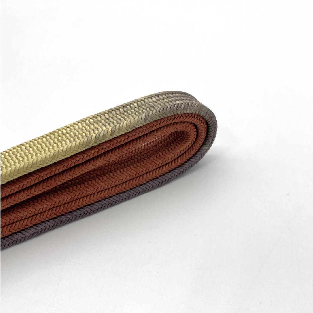 (新品)帯締め 正絹 NEWランク 弁柄色(べんがらいろ) 今鶴羽色(いまつるはいろ) 平田組紐 角朝遊玄染 長さ約166cm 幅約1.3cm カジュアル 茶系 1135005001314
