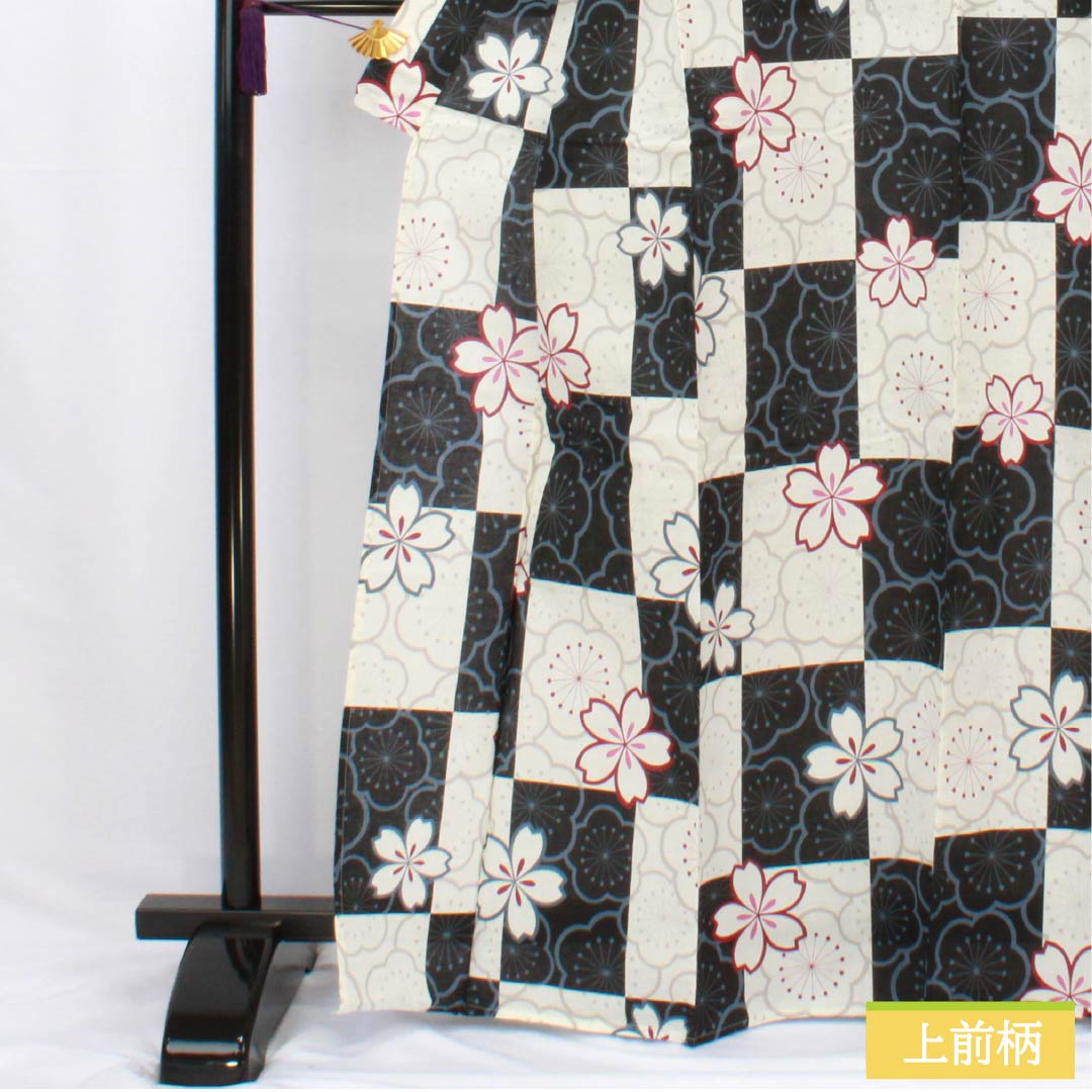 Cotton Yukata, Length 166.5cm, Sleeve Length 67cm, S Rank, Single Layer, Monochrome, Checkered Pattern, Cherry Blossom and Plum Blossom Design, 1118006012527