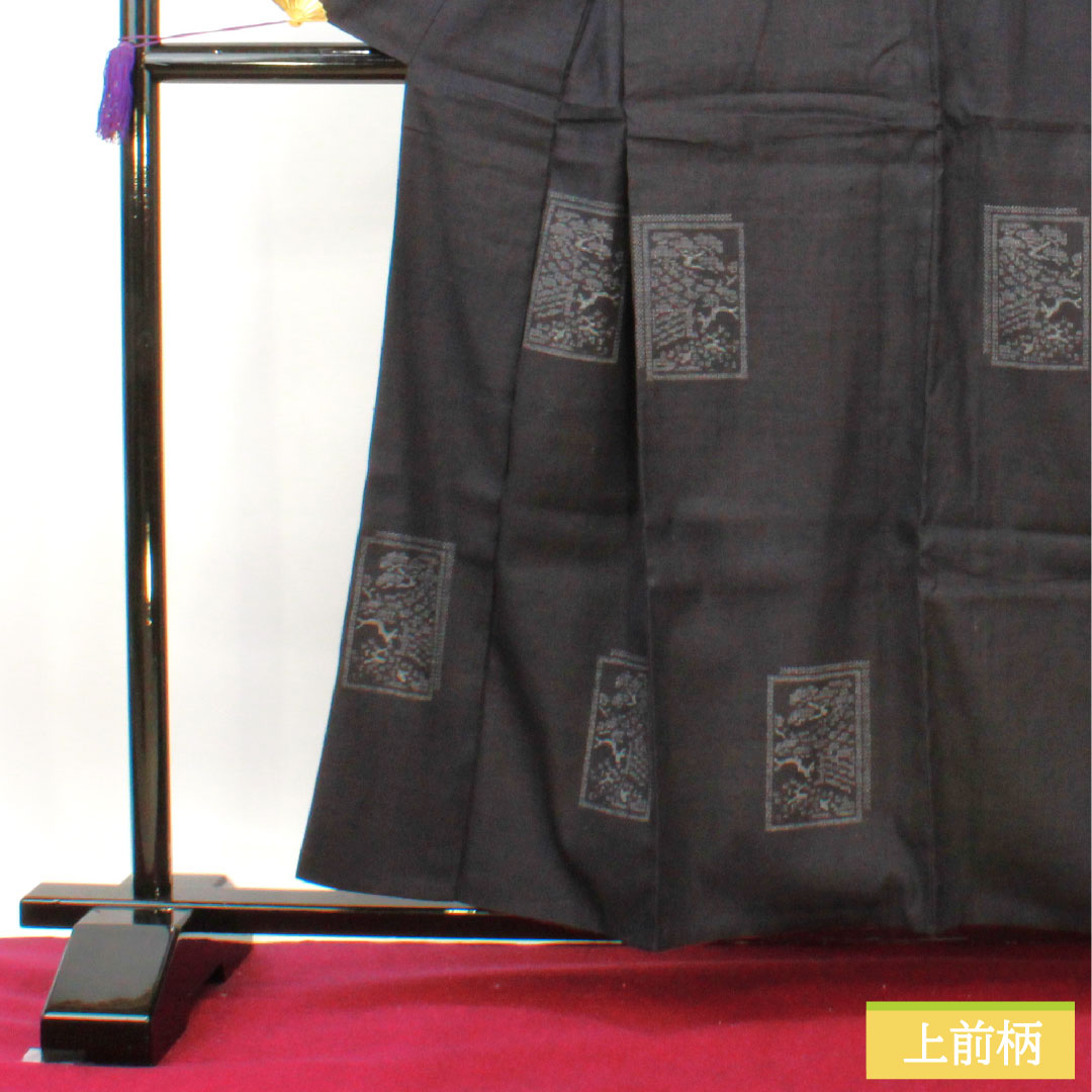 Tsumugi, pure silk, length 157.5cm, sleeve length 62cm, dark blue, authentic Yuki Tsumugi, important intangible cultural property, 100 tortoiseshell pattern, A rank, lined, navy blue, 1116003513318