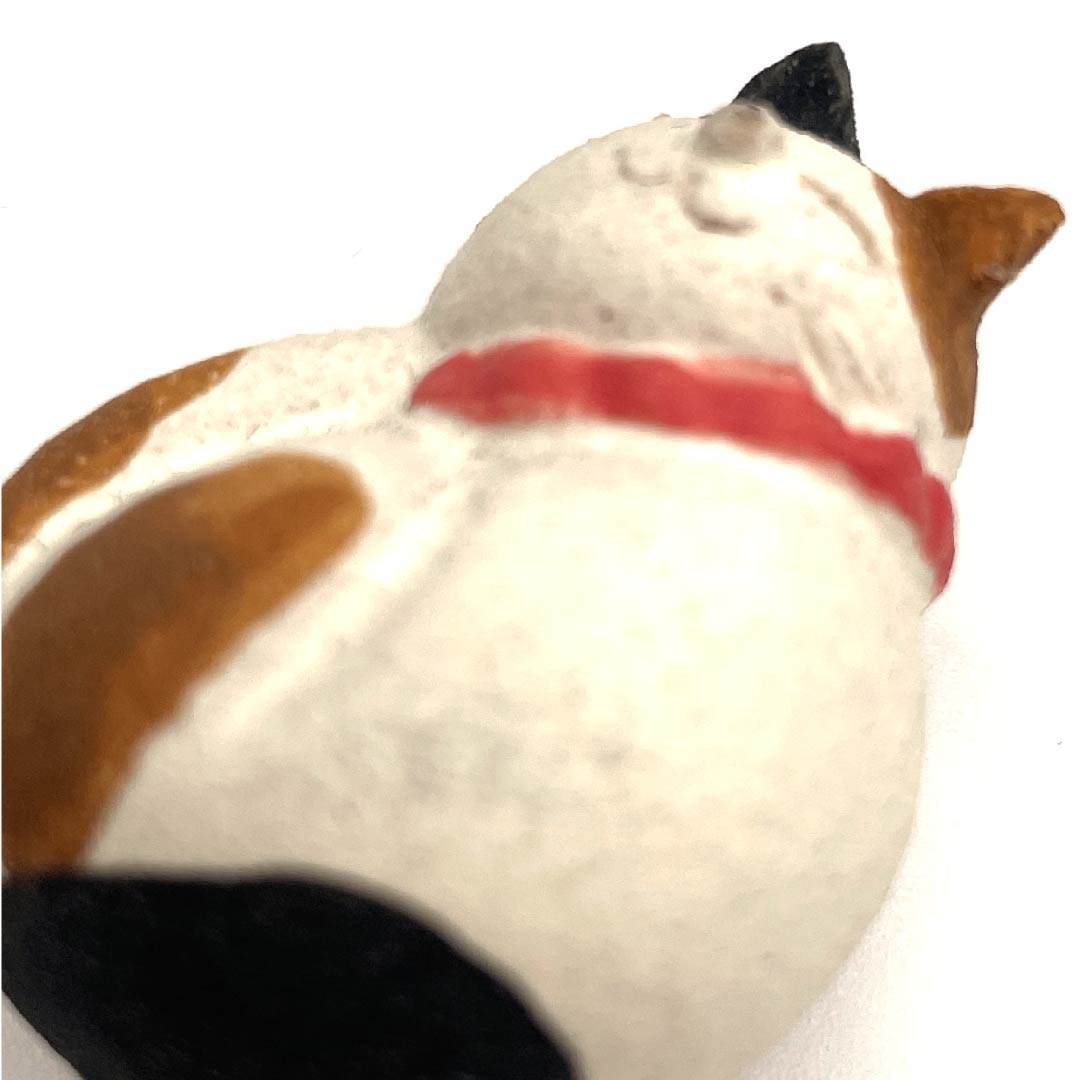 (新古品) 帯留め 陶磁器 カジュアル 生成色(きなりいろ) 信楽焼 猫 三毛猫 長さ約2.5cm 幅約3.5cm Sランク 白系 1137000022911