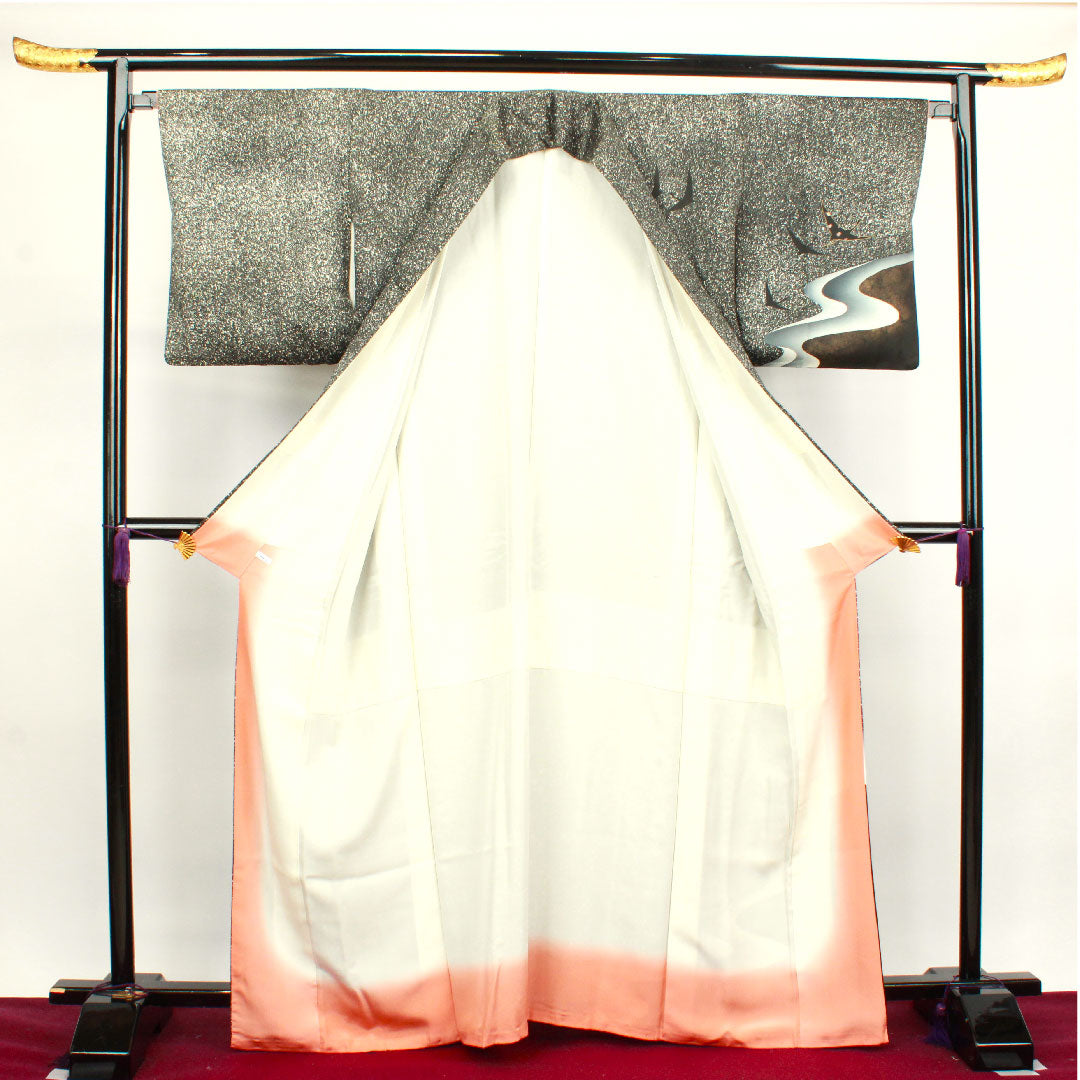 Homongi, lined, length 165cm, sleeve length 65cm, tataki-dyed, crane, Gosan-kiri, pure silk, S rank, black, 1112002592510