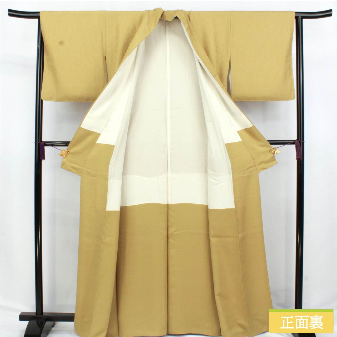 Solid-colored silk kimono, S-rank, length 164cm, sleeve length 64.5cm, pear-colored, with floral and plant motifs, lined, yellow-based, product number 1114002242423