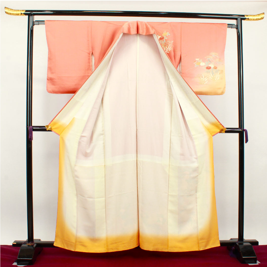 訪問着 正絹 袷 身丈161cm 裄丈63cm 珊瑚色 京友禅 菊 松 Aランク 橙系 1112002913426