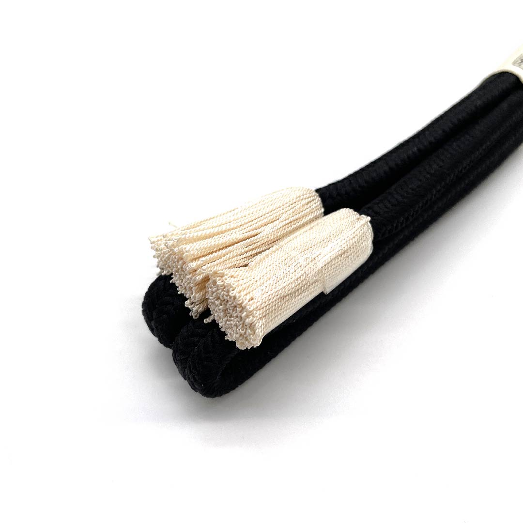 (New old stock) Obi-jime (belt fastener) made of pure silk, quarter-length cord, black color, Goshima-himo, Edo-kumihimo, new old stock, length approx. 159cm, width approx. 1.2cm, casual, S rank, black, 1135002562310