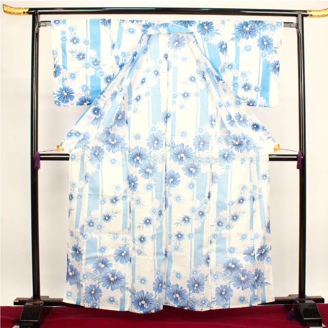 浴衣 草花模様 木綿 Sランク 単衣 身丈161cm 裄丈65.5cm 白系 1118001482411
