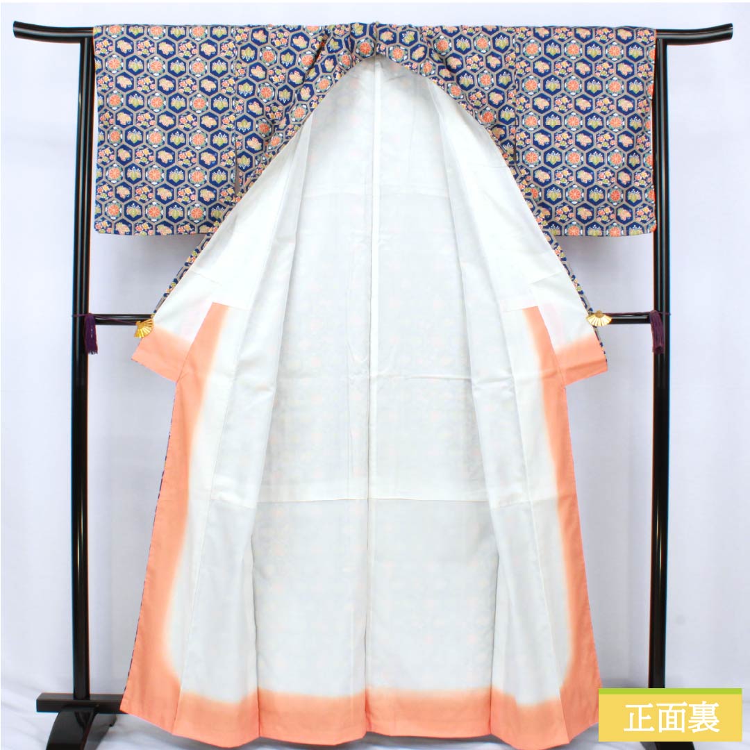 Small-patterned polyester kimono, S rank, length 163cm, sleeve length 64.5cm, lined, navy blue, tortoiseshell pattern, small flowers, plum blossoms, and butterflies, navy blue, product number 1115007302418