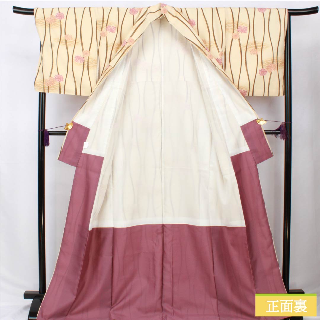 Komon (small pattern) kimono, polyester, length 171.5cm, sleeve length 68cm, lined, light egg-colored (usutamagoiro) pattern with tatewaku (standing wave) and chrysanthemum motifs, washable, A rank, cream, product number 1115006033615