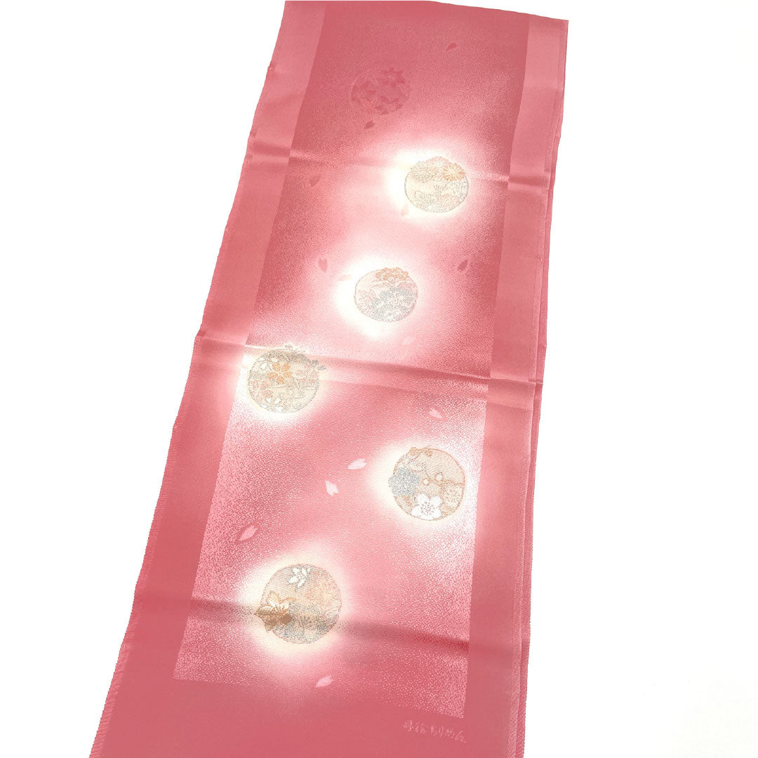 (新古品)帯揚げ 正絹 NEWランク セミフォーマル 中紅花色(なかのくれないいろ) 丹後ちりめん 丸に花 桜 長さ約180cm 幅約31cm ピンク系 1136001311913