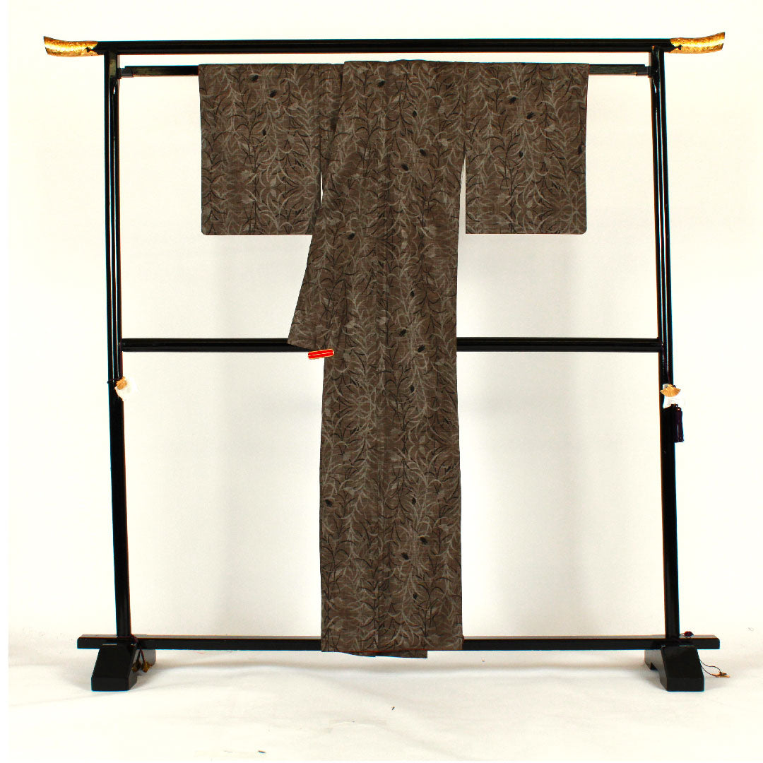 Oshima Tsumugi, Length 159cm, Sleeve length 65cm, Warp and weft ikat, Floral pattern, Pure silk, B rank, Awase, Brown, 1116001253314