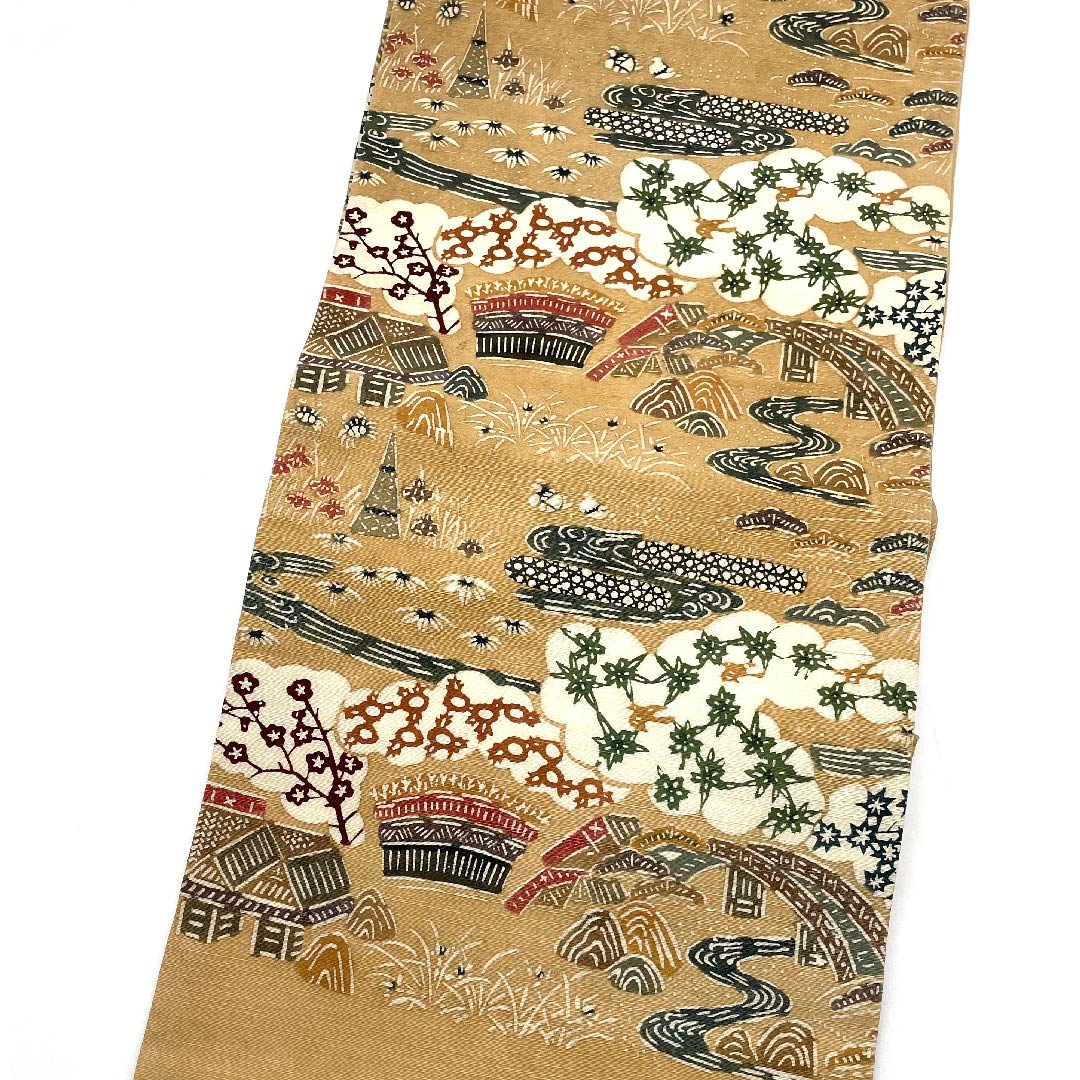 名古屋帯 薄い朽葉色 ちりめん地 花柄 蝶々柄 鳥柄 帯丈353cm 正絹 Aランク 六通 カジュアル ベージュ系 1124004723325 名古屋仕立て