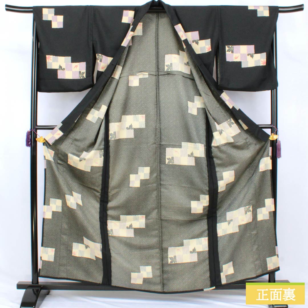 小紋 ポリエステル Sランク 身丈161.5cm 裄丈67.5cm 単衣 型染 市松 葉 洗える着物 黒系 1115007922410