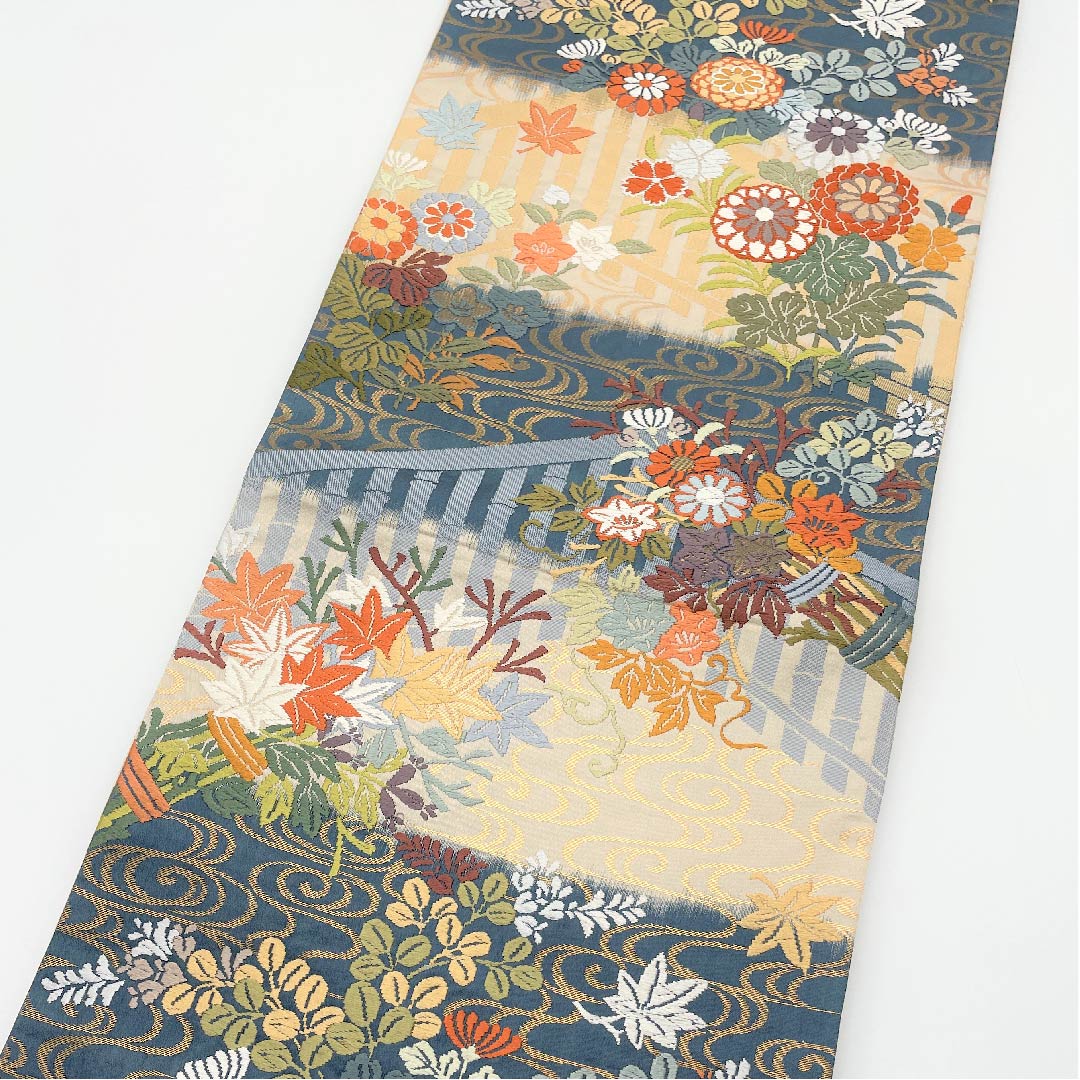 袋帯 薄縹色(うすはなだいろ) 象牙色(ぞうげいろ) 唐織 花柴竹垣紋 帯丈432cm 正絹 Aランク 六通 セミフォーマル グラデーション系 1123005353399
