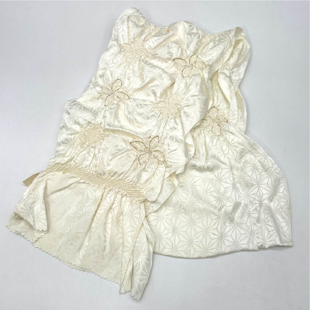 (新古品) 帯締め・帯揚げセット 正絹 Aランク 乳白色(にゅうはくしょく) 麻の葉 絞り 手組紐 長さ約159cm 幅約1cm フォーマル 白系 1141000223311