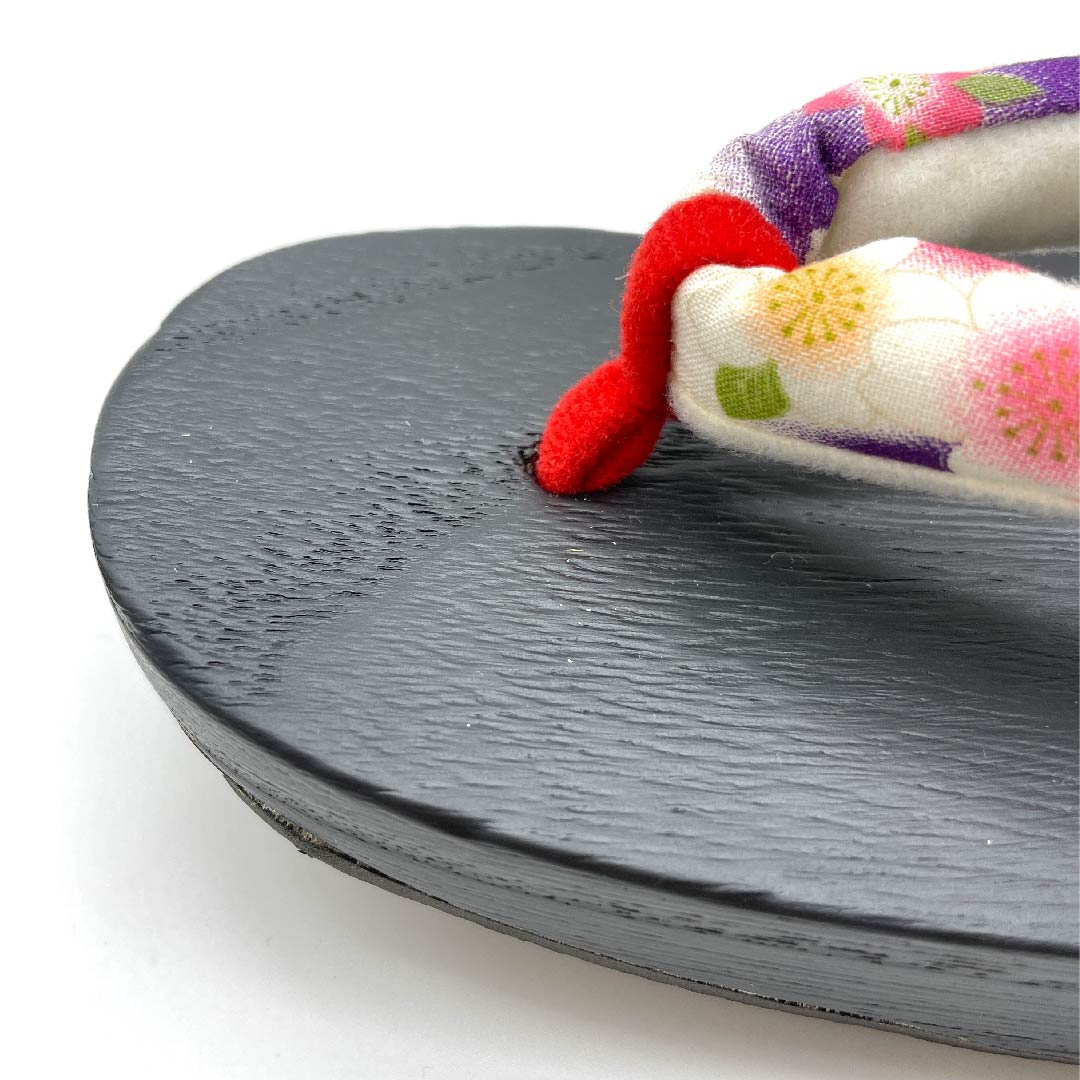 (Brand new, unused) Geta (Japanese clogs) with chrysanthemum, cherry blossom and hemp leaf patterns, size XL, black, NEW rank, 1122001171510