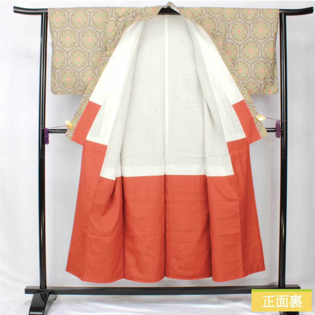 紬 正絹 Sランク 身丈151.5cm 裄丈62cm 消炭黒色(けしずみぐろいろ) 幾何学模様 村山大島 袷 グレー系 1116004032222