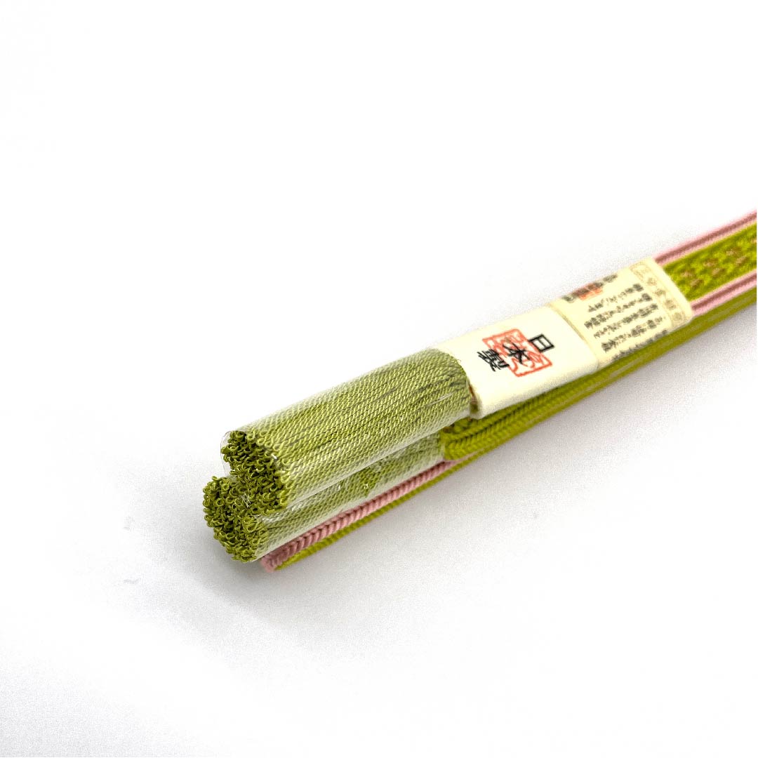 (新古品) 帯締め 正絹 四分紐 鶸色(ひわいろ) 極彩色三分金銀糸使用 新古品 長さ約159cm 幅約1.7cm セミフォーマル Sランク 緑系 1135002722319