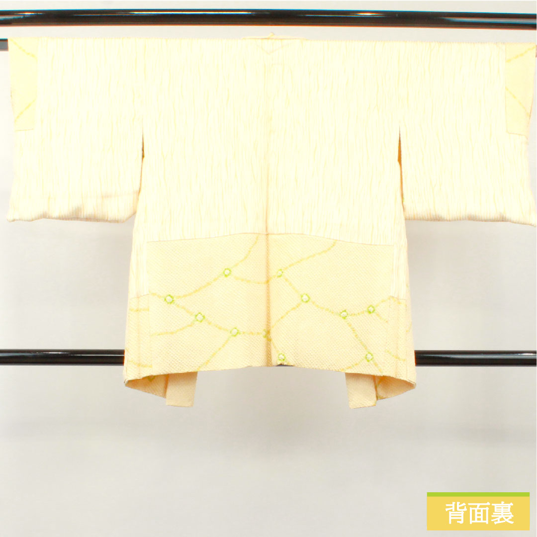 羽織 正絹 身丈82cm 裄丈63.5cm 練色(ねりいろ) 総絞り 抽象模様 しつけ糸付き Sランク 袷 黄系 1117000972923