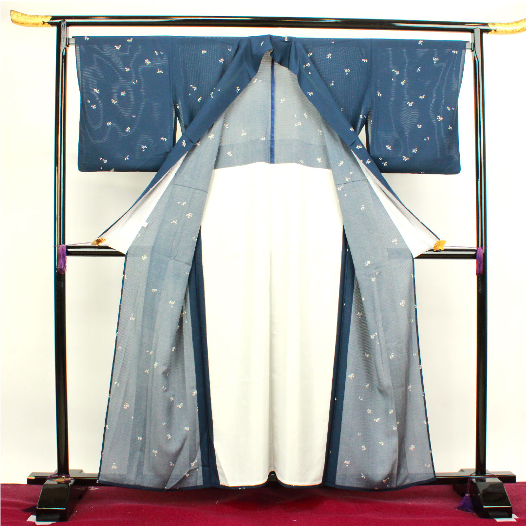 夏物 正絹 小紋 身丈160cm 裄丈67cm 濃紺色(のうこんいろ) 菊の花びら 絽 Aランク 紺系 1132000523418