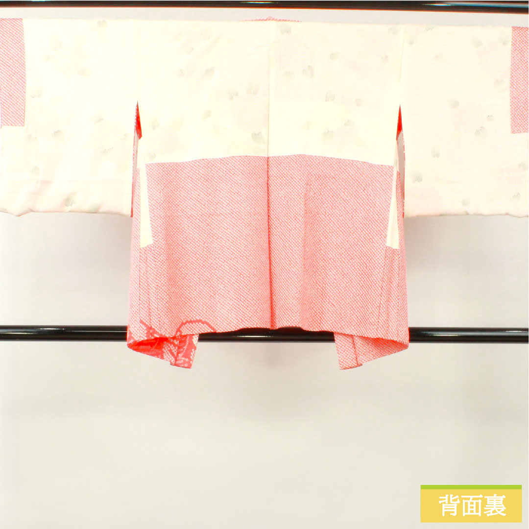 Haori (Japanese traditional coat) made of pure silk, length 78cm, sleeve length 66cm, scarlet, all-dyed, leaf pattern, with basting thread, S rank, lined, red, 1117001092912