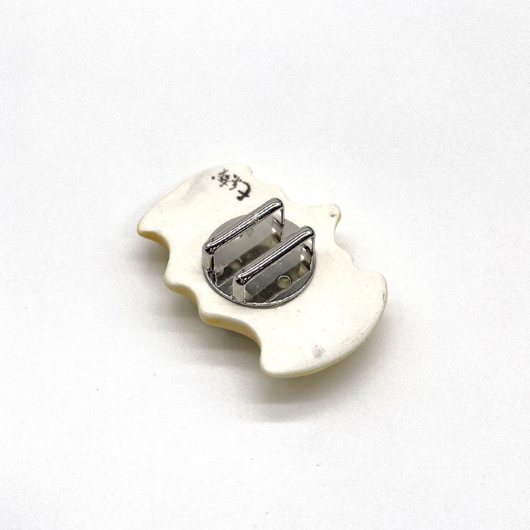 (New old stock) Obi fastener, ceramic, casual, Kuchinashiro (Japanese sedge color), ceramic, bat, animal, length approx. 3.5cm, width approx. 4.5cm, S rank, cream color, 1137000542915