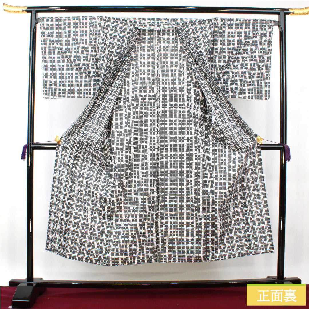 Men's Cotton Kimono (Yukata) - Length: 148cm, Sleeve-to-Sleeve: 71cm, S Rank, Unlined, Gray/Ink Color, Plaid Pattern, 1118005102422