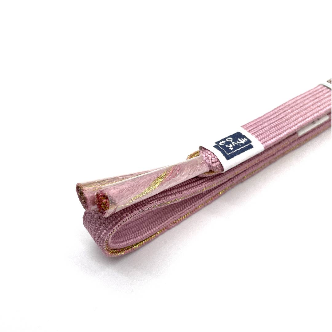 (New old stock) Obijime (belt tying) Pure silk, quarter-length cord, niwaumeiro (colored with Japanese lacquer), hand-woven cord, scales, metallic thread used, length approx. 159cm, width approx. 1.5cm, semi-formal, S rank, pink, 1135002832313