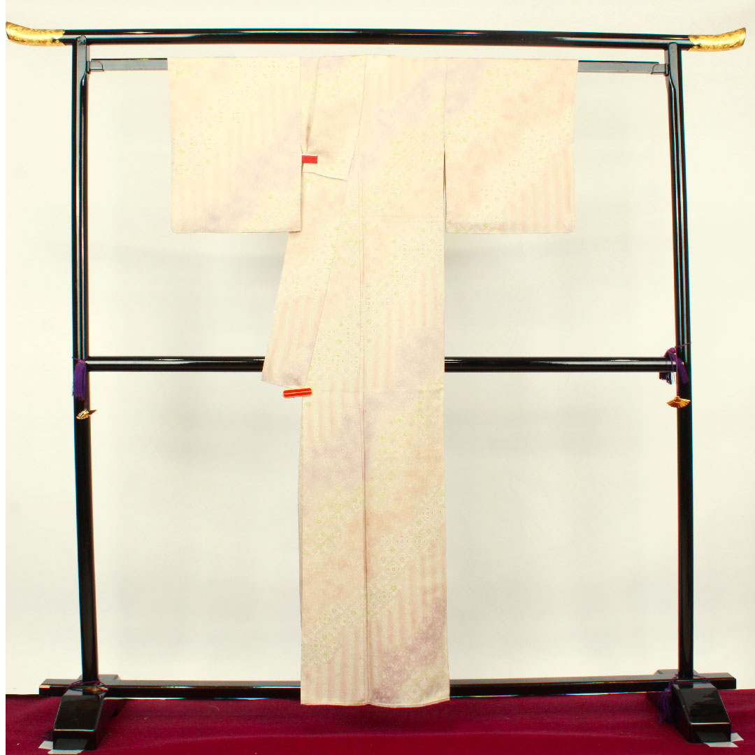 Komon, Length 157cm, Sleeve length 61.5cm, Lined, Light cherry blossom color, Abstract pattern, Pure silk, S rank, Pink 1115002952313