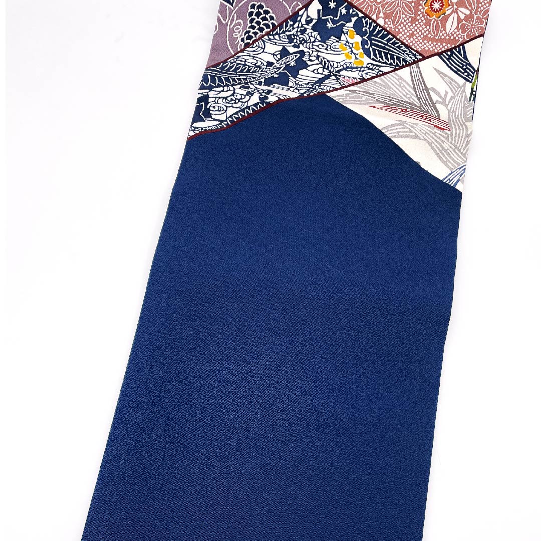 袋帯 紺鉄色(こんてついろ) 栗山工房 切りばめ風 花柄 葡萄 帯丈459cm 正絹 Sランク 六通 カジュアル 青系 1123009492417
