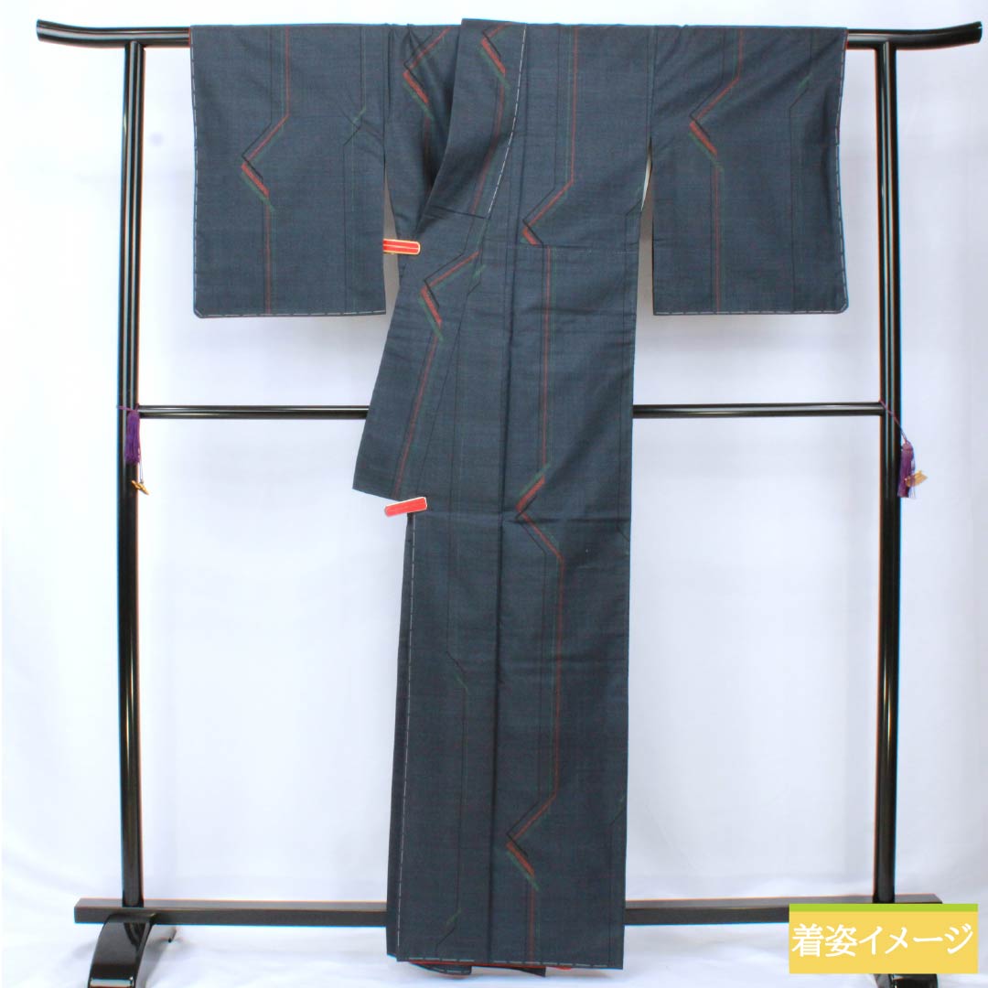 紬 正絹 Bランク 身丈163.5cm 裄丈64cm 紺鉄色(こんてついろ) 大島紬 一元絣 7マルキ 袷 紺系 1116003984418