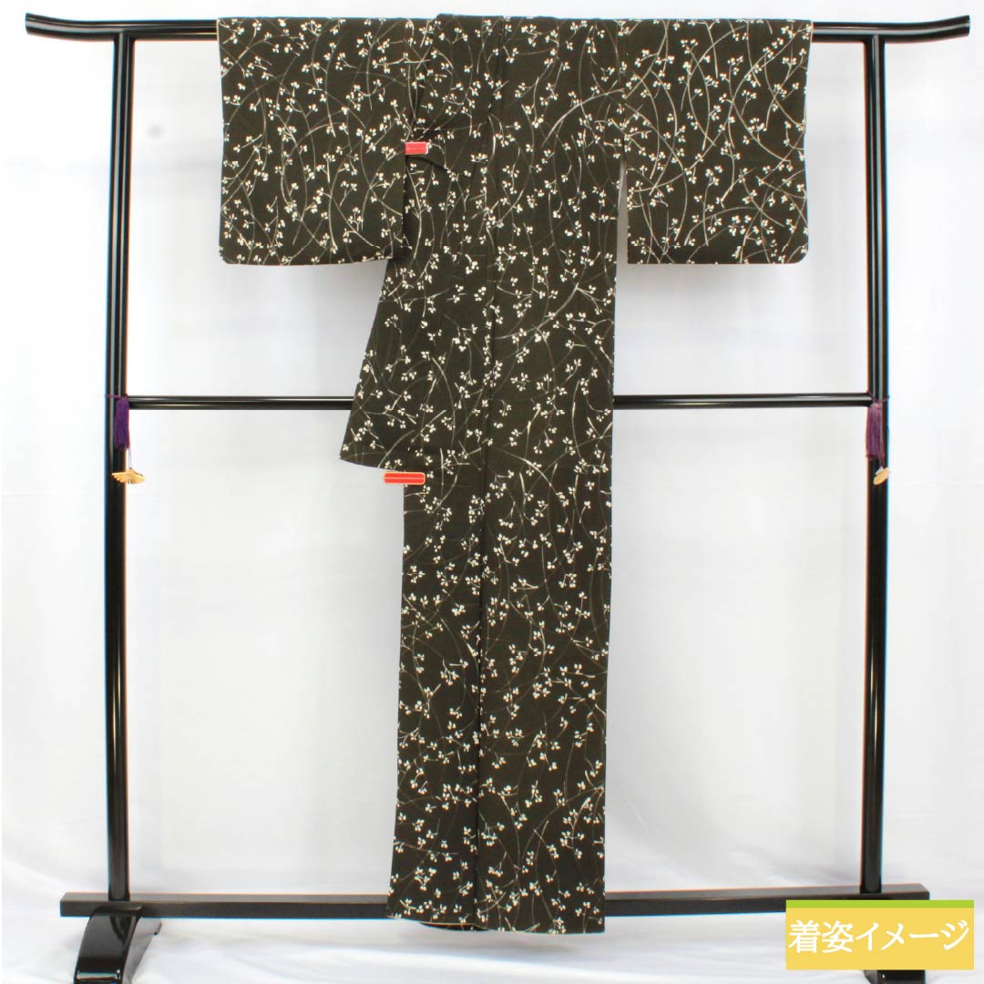 小紋 正絹 身丈159.5cm 裄丈62cm 袷 涅色(くりいろ) 小枝 Aランク 黒系 1115004973310