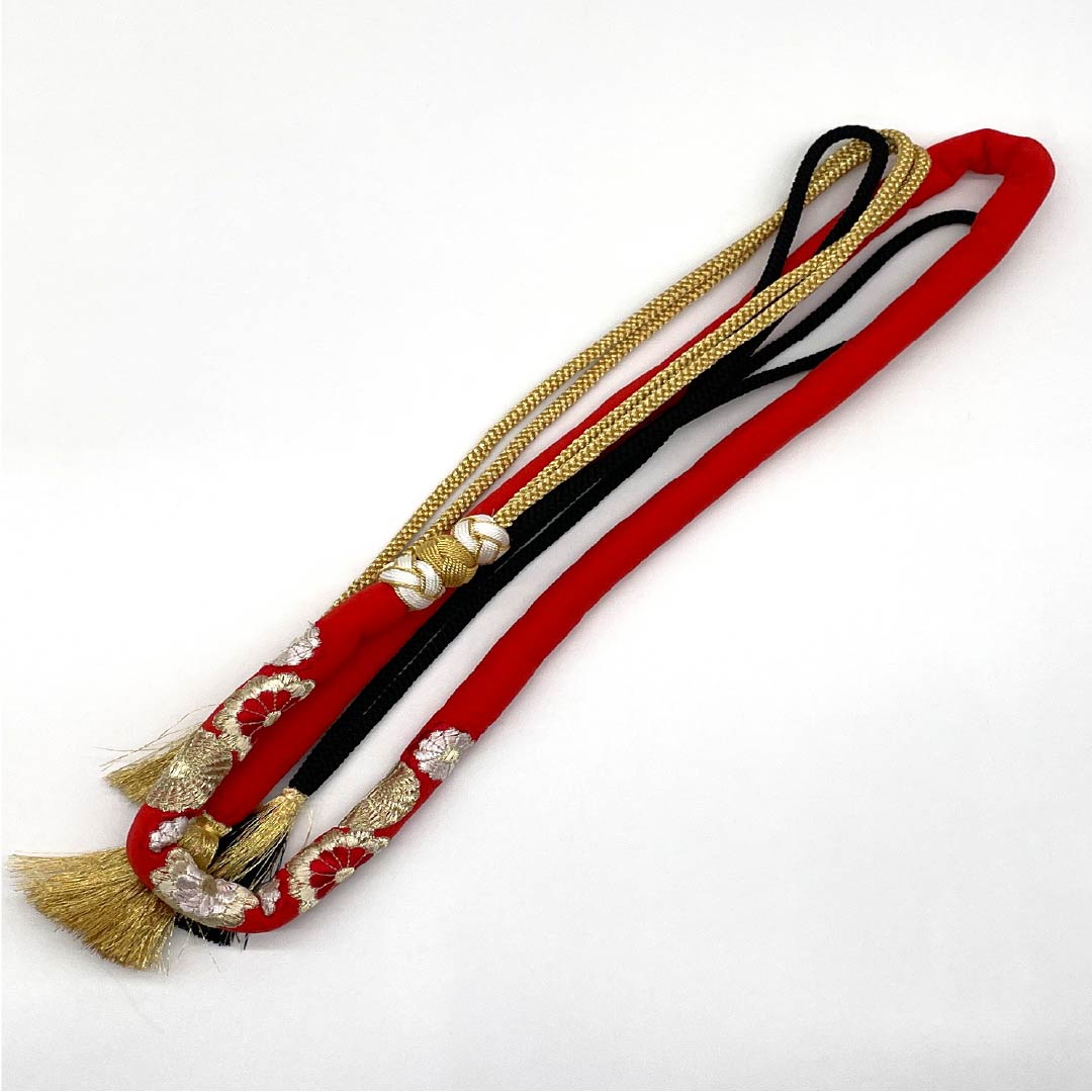 帯締め Sランク 赤紅色(あかべにいろ) 振袖用 丸ぐけ 花柄 長さ約181.5cm 幅約1.7cm フォーマル 赤系 1135004222412