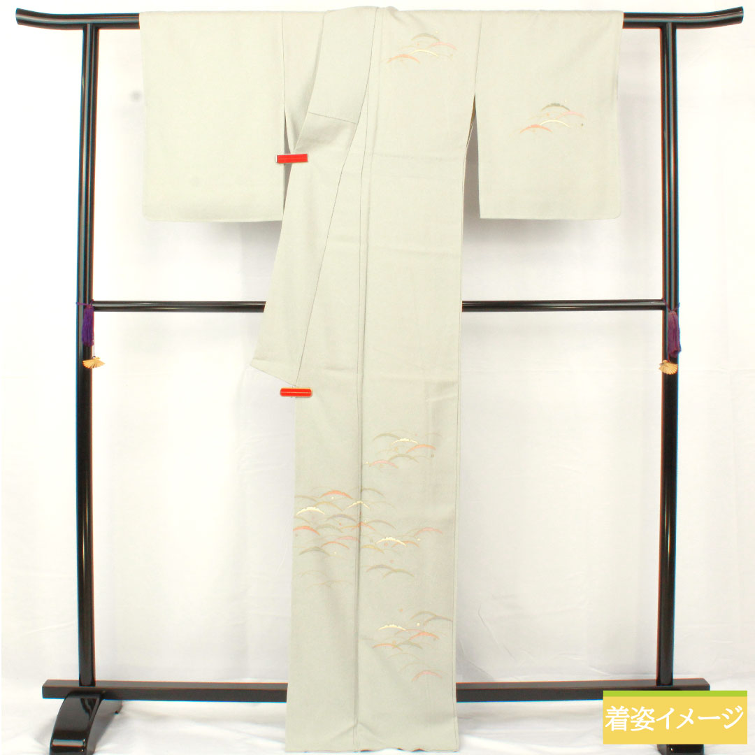 付下げ 正絹 袷 身丈168.5cm 裄丈63.5cm 魚肚白色(ぎょとはくいろ) 京友禅 露芝 しつけ糸付き Sランク グレー系 1112005002522