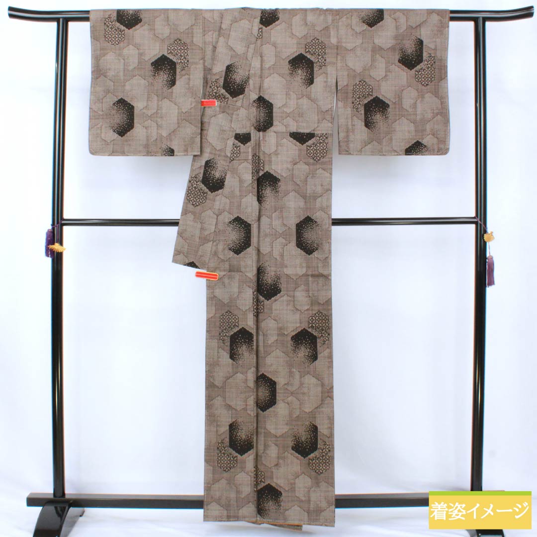 Tsumugi Silk S Rank, Length 160cm, Sleeve-to-sleeve 69.5cm, Fushi-iro (brownish gray), Oshima Tsumugi, Ichigen-gasuri, 7-mark, Awase, Brown tones, 1116004862414